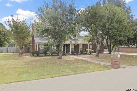 2704 Silver Creek Trail, Mount Pleasant, TX 75455