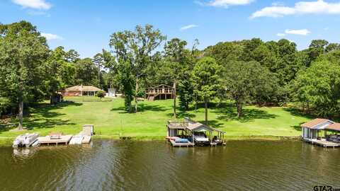 316 Oxbow Cv, Holly Lake Ranch, TX 75765