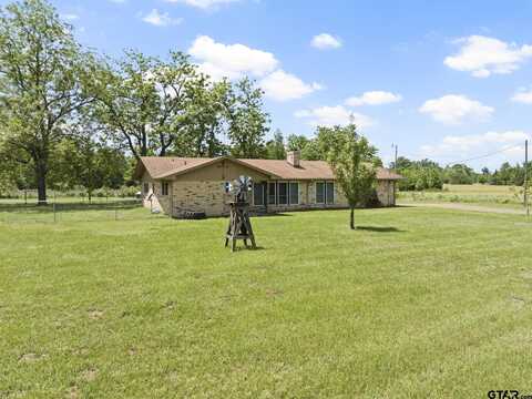 1808 County Road 4840, Mount Pleasant, TX 75455