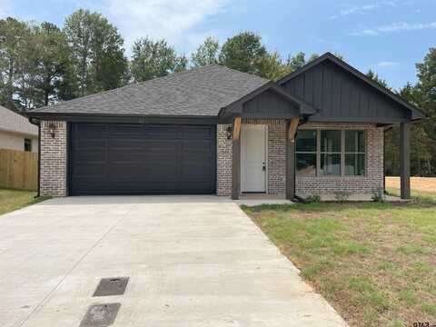 277 Oak Valley Dr., Gilmer, TX 75645