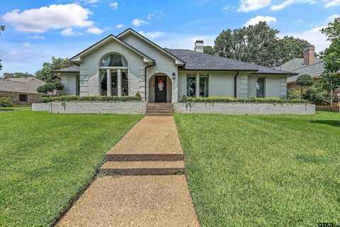 7002 Hollytree Cir, Tyler, TX 75703