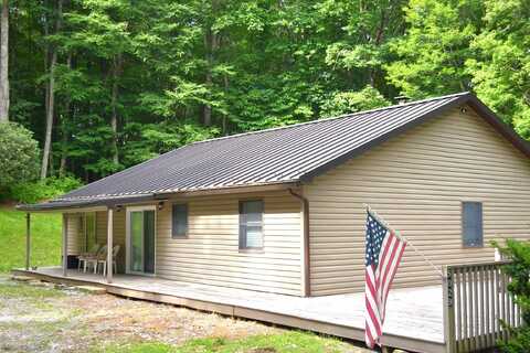 5029 Lobelia Rd, Hillsboro, WV 24946