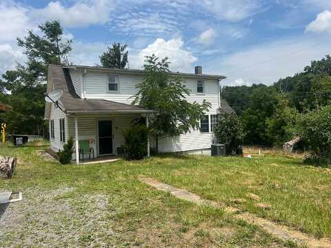 21646 S Seneca Trl, Union, WV 24983