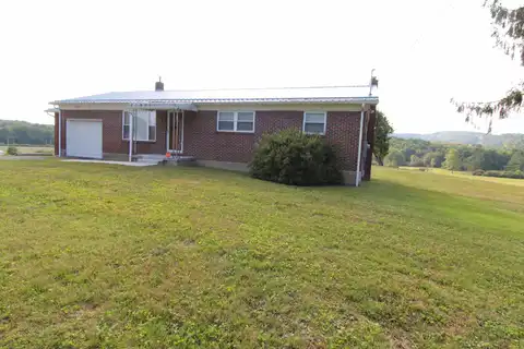 557 Odd Rd, Ghent, WV 25843