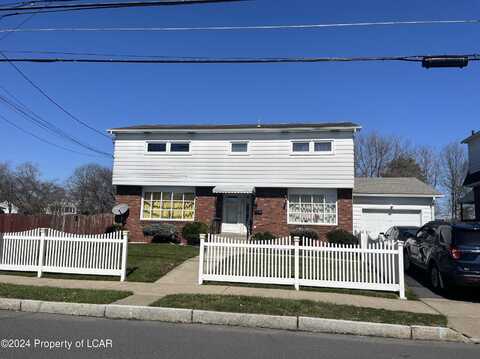 205 W Division Street, Beach Haven, PA 18706