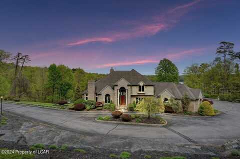 360 Huntsville Idetown Road, Dallas, PA 18612