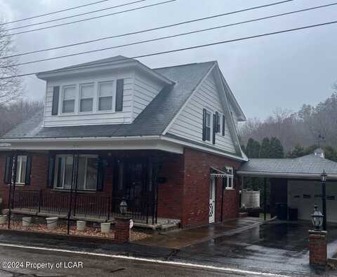 7993 Main Street, Mocanaqua, PA 18655