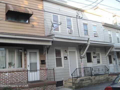 9 S Grant Street, Shenandoah, PA 17976