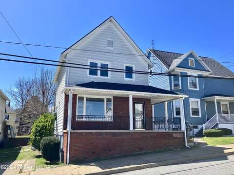 30 W Oak Street, Pittston, PA 18640