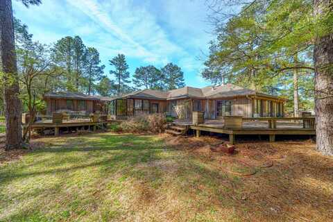 112 Lakeshore Dr., Hattiesburg, MS 39402