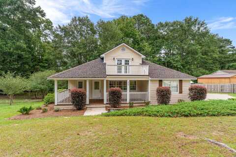 348 Elks Lake Rd., Hattiesburg, MS 39401