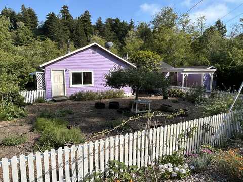 249 Palmer Boulevard, Fortuna, CA 95540