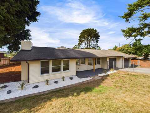 2505 Donna Drive, Eureka, CA 95503