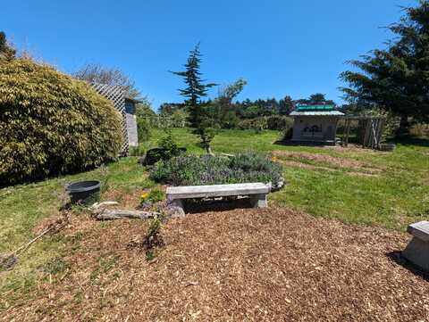 1865 Ashdown Avenue, McKinleyville, CA 95519