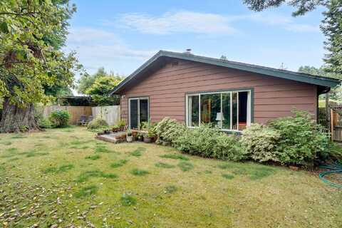 2460 Cherry Court, Eureka, CA 95503