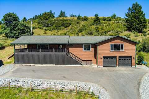 245 Finch Creek Road, Fortuna, CA 95540