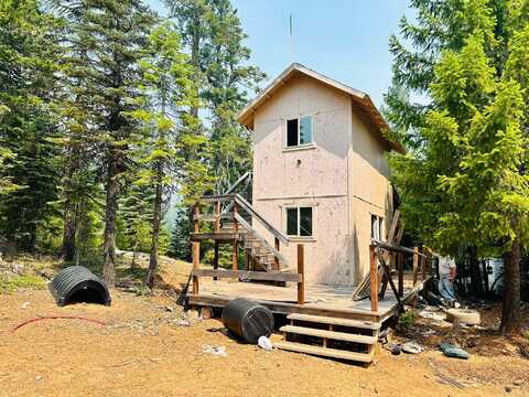 690 & 1010 Scotten Trail, Hyampom, CA 96046