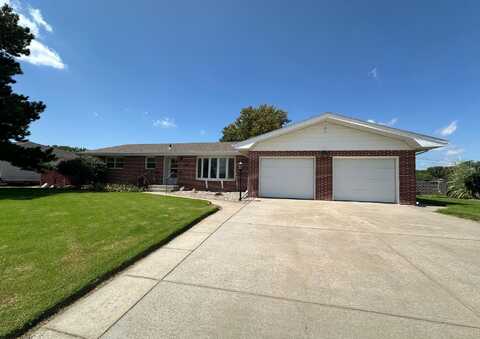 1309 Steven Dr, Hays, KS 67601