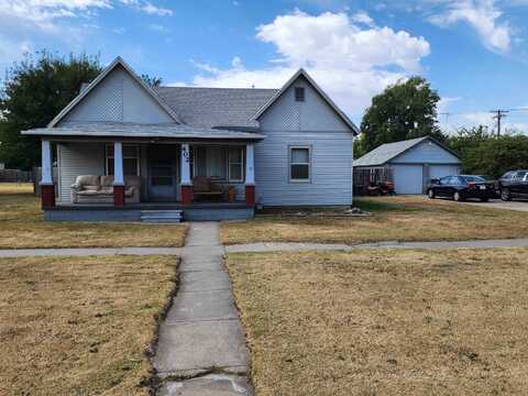 402 S Main, Plainville, KS 67663