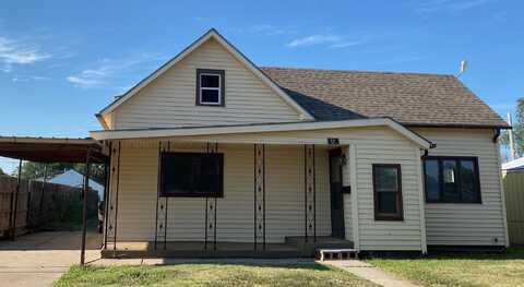 721 E 4th, Hoisington, KS 67554