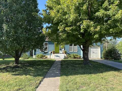 2922 19th, Great Bend, KS 67530