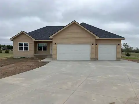 432 Pray, Hays, KS 67601