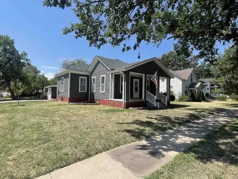 238 E Wisconsin, Russell, KS 67665