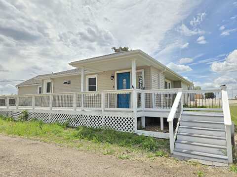 821 W Main St., Hill City, KS 67642