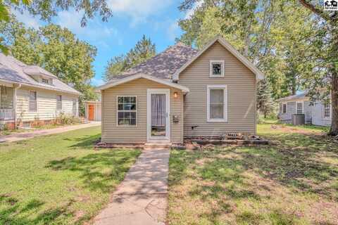 212 N Washington St, Lindsborg, KS 67456