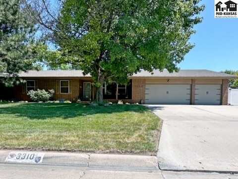 3310 Nutmeg Ln, Hutchinson, KS 67502