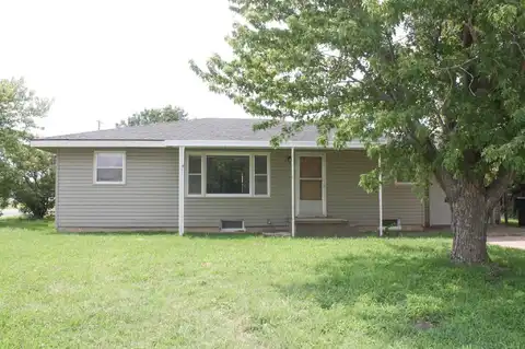 521 S Spruce St, Greensburg, KS 67054