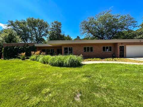 1675 Ohio Ave SW, Huron, SD 57350