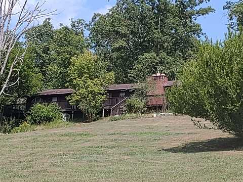 379 Pauley Br Road, Ona, WV 25545