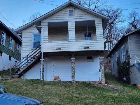 1007 Somerset Drive, Charleston, WV 25302