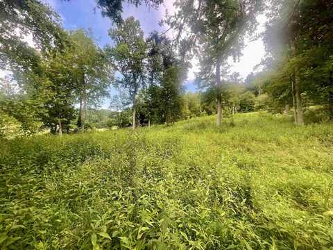 Malcolm Road, Barboursville, WV 25504