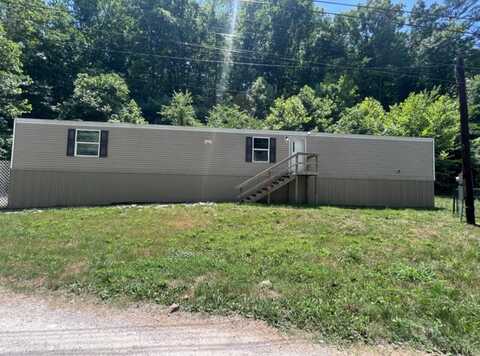 2029 Misty Valley Road, Milton, WV 25541