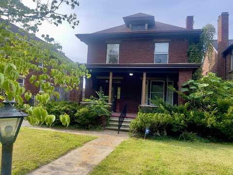 430 11th Avenue, Huntington, WV 25701