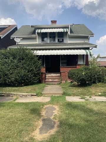 824 2ND Street W, Huntington, WV 25701