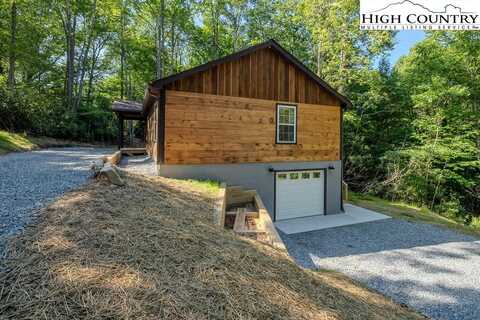 114 Goldfinch Road, Newland, NC 28657