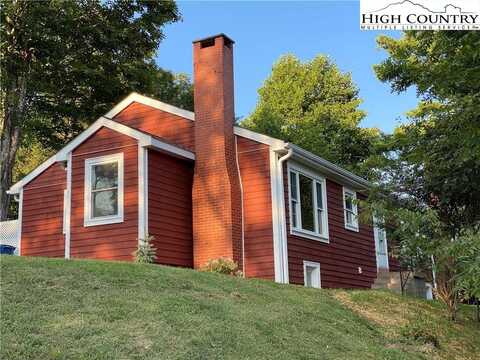 551 Grand Boulevard, Boone, NC 28607