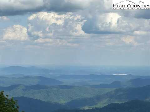 13,25 Hermitage Lane, Blowing Rock, NC 28605