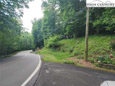 218 Lake Road, Beech Mountain, NC 28604