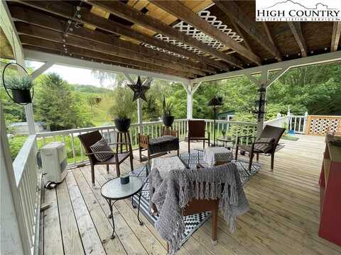 150/164 Ford Hollars Road, Vilas, NC 28692