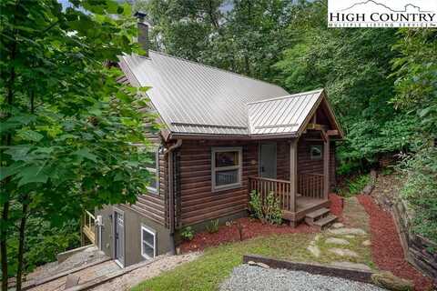 3925 Blackberry Crest Lane, Lenoir, NC 28645