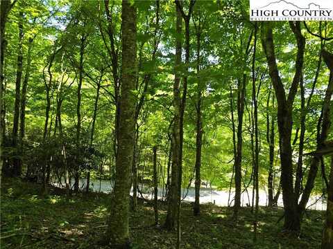 Lot 70 White Tail Trail, West Jefferson, NC 28694