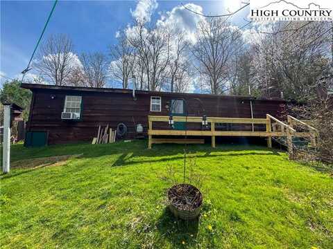 9 Whittington Lane, Newland, NC 28657