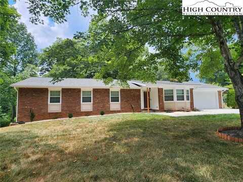 356 Berry Mountain Drive, Wilkesboro, NC 28697