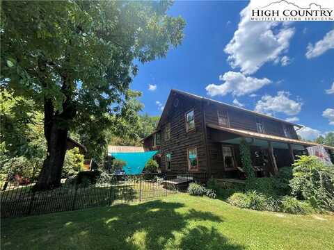 2380 Cedar Rock Circle, Lenoir, NC 28645