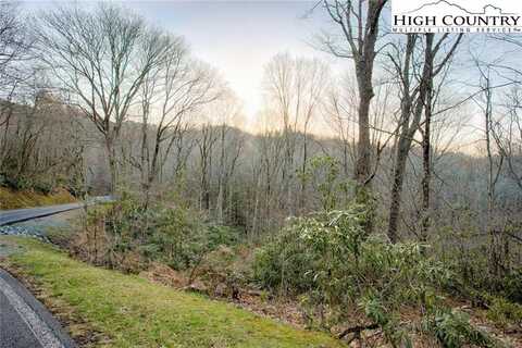 103a Equestrian Drive, Banner Elk, NC 28604