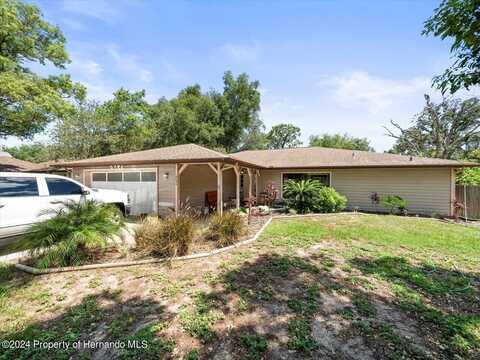 9034 Mccormick Street, Spring Hill, FL 34608